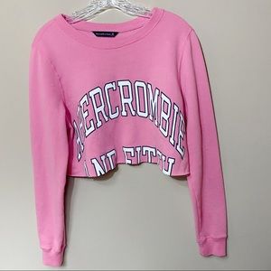 Pink Abercrombie and Fitch cropped sweatshirt
